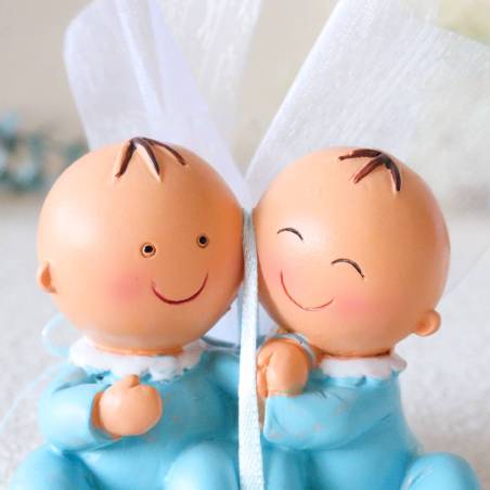 Figura de tarta para bautizo de gemelos con peladillas - Decoración De Bautizo