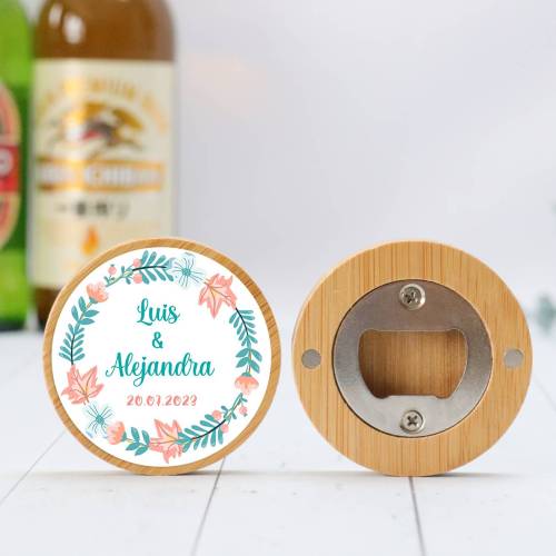 Abridor madera personalizado con pegatina Detalle boda - Detalles personalizables para Boda