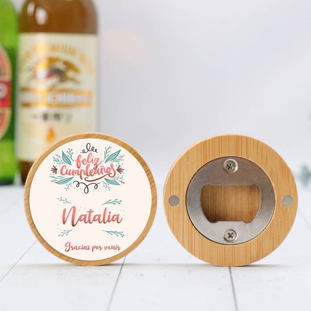Abridor madera personalizado "Pastel" con pegatina Detalle cumpleaños - Regalos personalizables cumpleaños