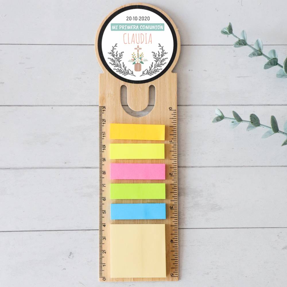 Marcapáginas personalizado de madera "Modelo Claudia" Detalles invitados comunión - Detalles personalizables para Comunión