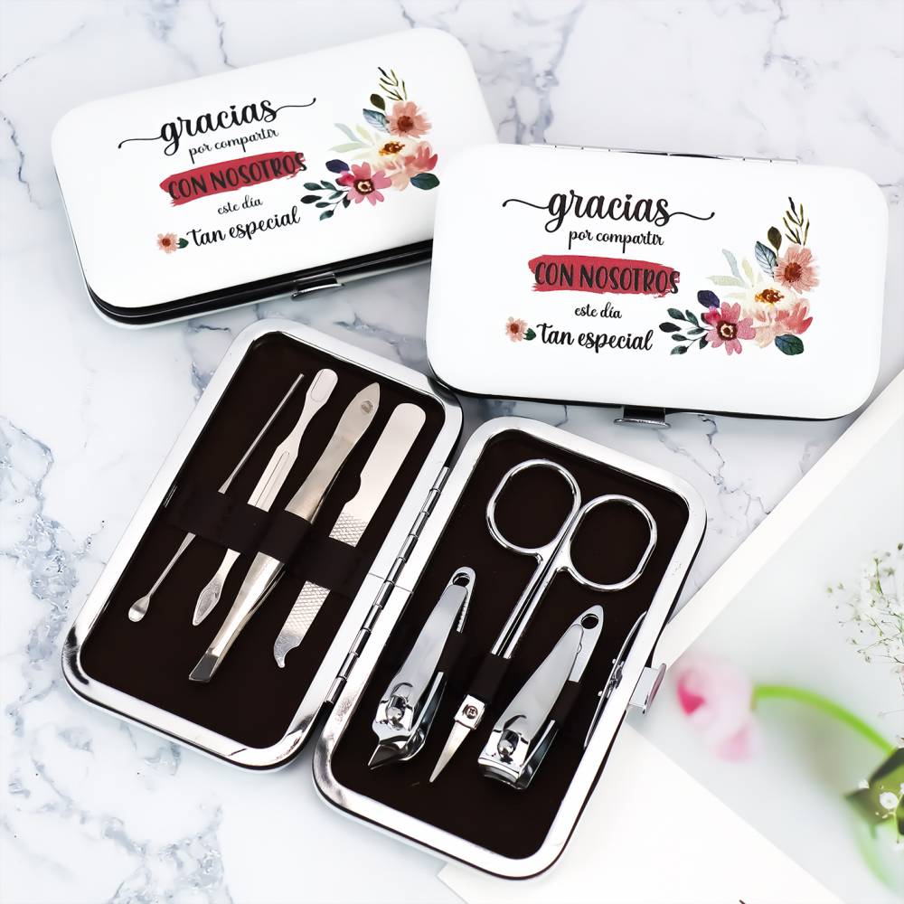 Set de manicura detalles de boda mujer modelo flores - Detalles De Boda