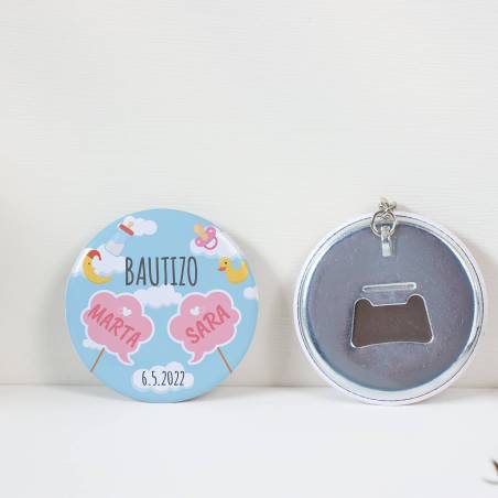 Llavero con abridor personalizado "Gemelas nubes" Detalles bautizo - Llaveros Abrebotellas Personalizados Bautizo