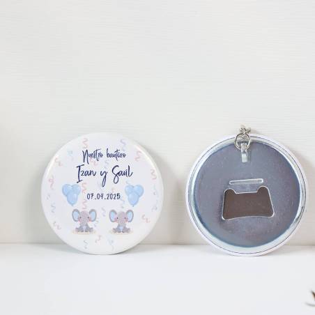 Llavero con abridor personalizado "Gemelos elefantes" Detalles bautizo - Llaveros Abrebotellas Personalizados Bautizo