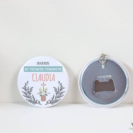 Llavero con abridor personalizado "Claudia" Detalles de comunión - Llaveros Abrebotellas Personalizados Comunión