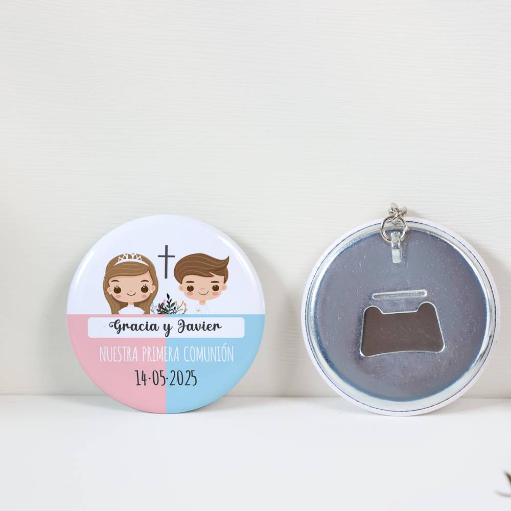 Llavero con abridor personalizado "Mellizos" Detalles de comunión - Llaveros Abrebotellas Personalizados Comunión