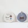 Llavero con abridor personalizado "Beige niño" Detalles de comunión - Llaveros Abrebotellas Personalizados Comunión