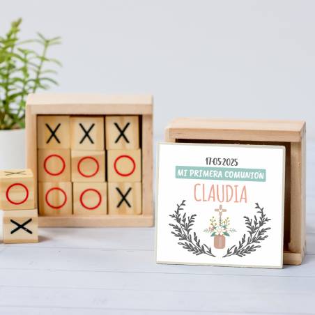 Juego 3 en raya personalizado con pegatina "Claudia" Detalles invitados comunión - Juegos personalizados de comunión