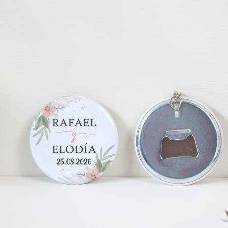 Llavero con abridor personalizado "Magnolia" Detalles de boda - Llaveros Abrebotellas Personalizados Boda