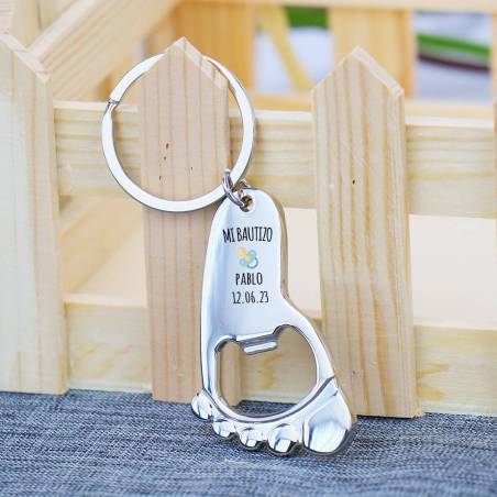 Llavero personalizado con forma pie de bebé niño detalles invitados - Detalles De Bautizo Para Hombres