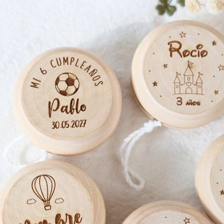 Yoyó Personalizado de Madera para Niños de Cumpleaños Grabado con Láser - Yoyós personalizados de cumpleaños