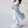 Figura tarta de comunión Niña morena con el vestido al viento - Figuras Tarta Comunión