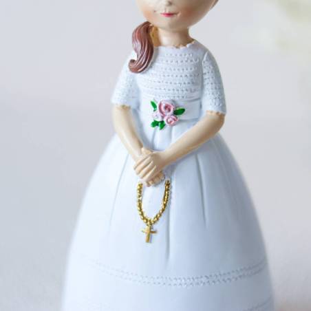 Figura tarta de comunión Niña morena recogido al lado - Figuras Tarta Comunión