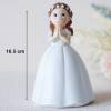 Figura tarta de comunión Niña con vestido pomposo y rezando - Figuras Tarta Comunión