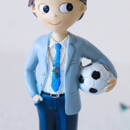 Figura tarta de comunión Niño con pelota de fútbol - Figuras Tarta Comunión